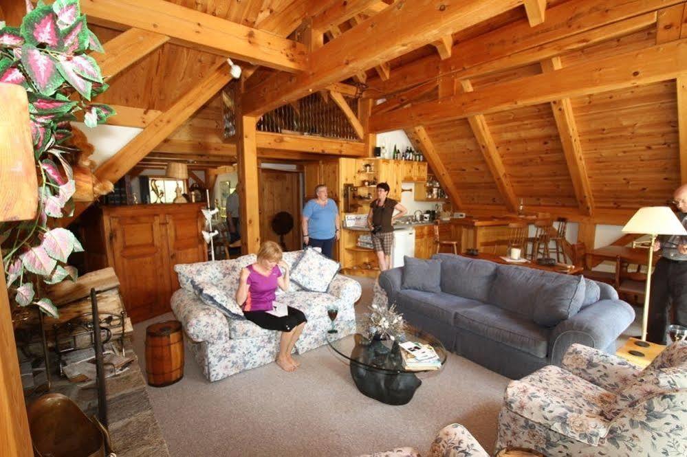 Sunny Rock Bed & Breakfast Minden Eksteriør billede